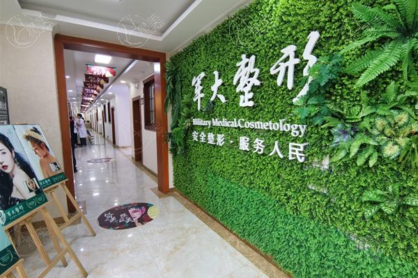 成都军大蒲小兵吸脂怎么样?拒绝凹凸不平而且吸脂量大技术很出名