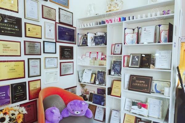 哈尔滨双燕整形医院是正规的医美,医生介绍实力强价格表合理