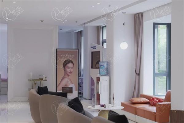 南昌佳美美容医院资质正规,做植发眼鼻胸整形好靠谱价格不坑人