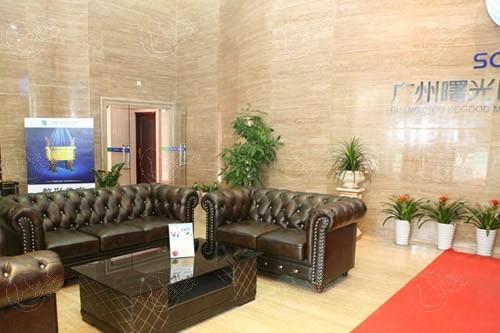 广州牙科医院哪家好？广大口腔/曙光/柏德口腔种植牙矫正技术好收费便宜