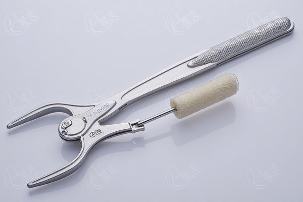厦门瑞典诺贝尔PCC种植体好的口腔医院排名 听说登特、康德佳、峰煜正规口碑好
