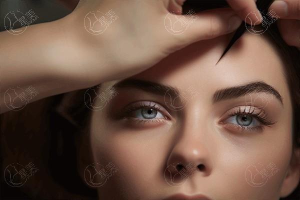 武汉仁爱时光整形是正规医院,隆胸隆鼻吸脂技术靠谱且口碑好价格也不高