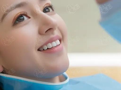 速览桂林牙科的医院牙周治疗收费价格 牙周炎治疗/牙周病/龈下刮治没想象的贵