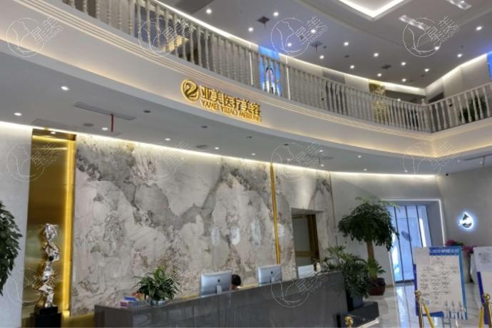 金华亚美整形医院价格表：隆胸17000元起/吸脂5200元起/瘦脸针1300元起