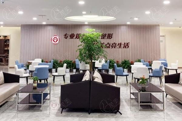 河南南阳中心医院私密科靠谱吗？私密整形医生经验多很稳定！