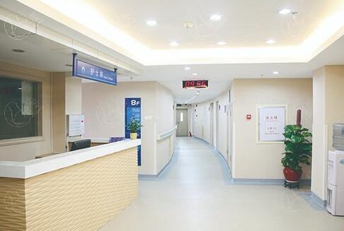 珠海九龙口腔医院靠谱不？查其资质正规、技术成熟，患者口碑相当不错
