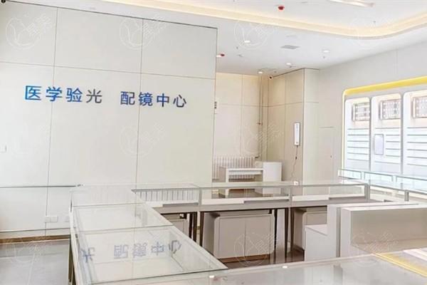 家人们，天津华厦眼科医院散光晶体靠谱吗？医生团队强无隐形消费