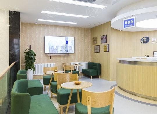 大连齿医生口腔医院评价如何？患者口碑见证正规技术与实惠收费
