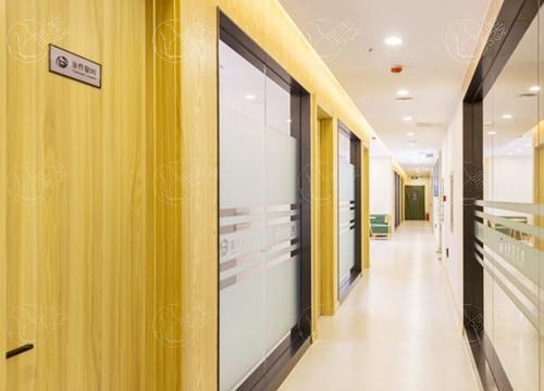 大连齿医生口腔医院评价如何？患者口碑见证正规技术与实惠收费