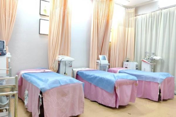 东莞星采医疗美容门诊部眼部手术收费贵吗？查证医生技术牛且无隐形消费