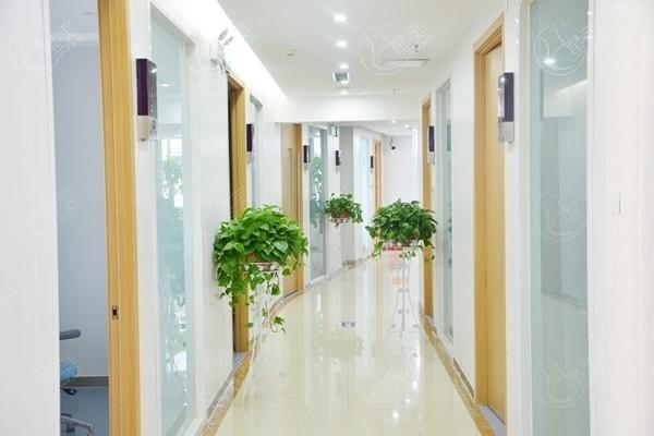 谁知道宁德蕉城蕉南荷马口腔门诊部牙齿修复好不好？医生团队强价格亲民